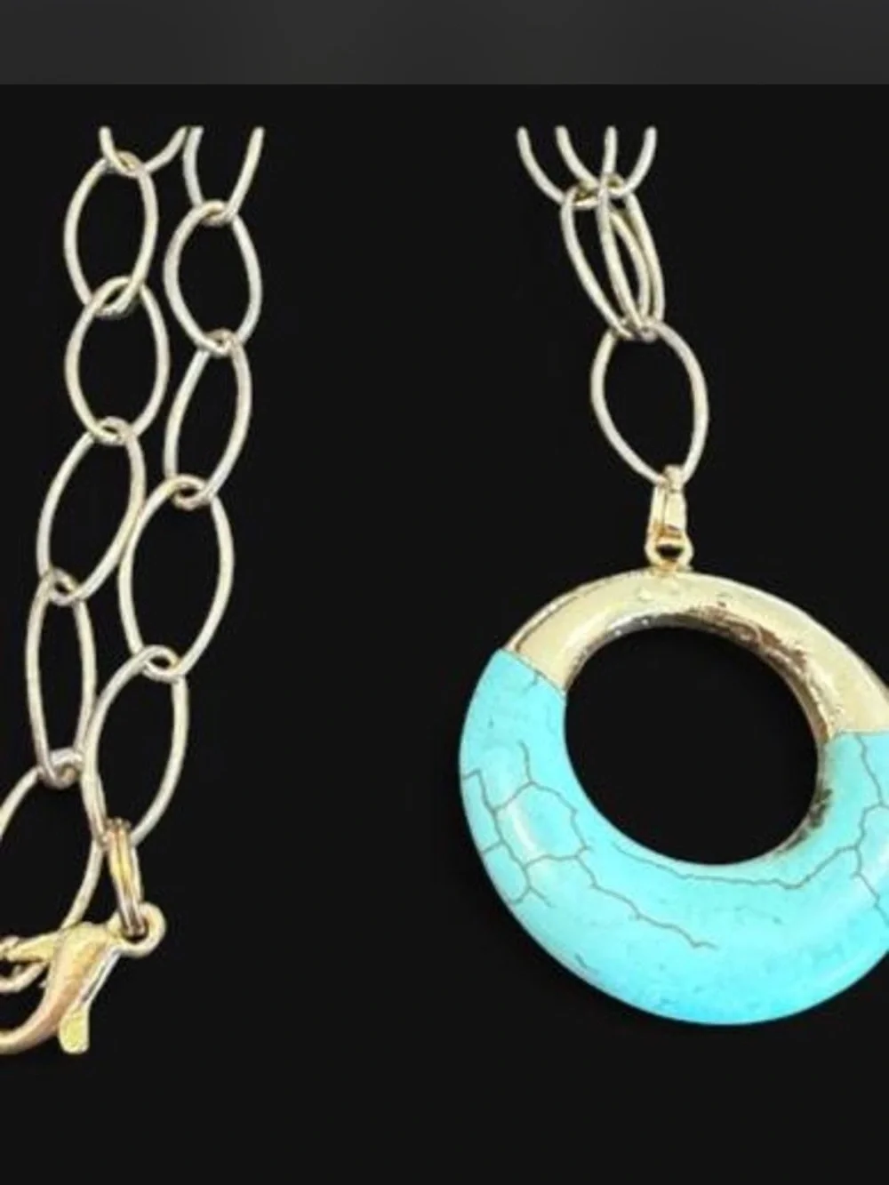 Faux Turquoise Round Pendant Necklace - Women Jewelry